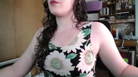 Ivana online show from November 2025 06:07:01 PM