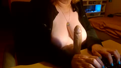 MissKittyFox online show from February 2026 05:56:01 AM