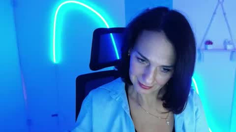 Christina online show from October 2025 11:20:02 AM