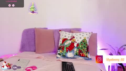 Snapshot of misslilith69 chatting on December 2024 03:44:01 PM lyly  independient model online show from December 2024 03:44:01 PM