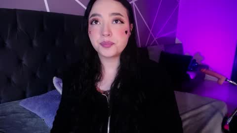 Miss Loise online show from March 2025 01:40:01 PM