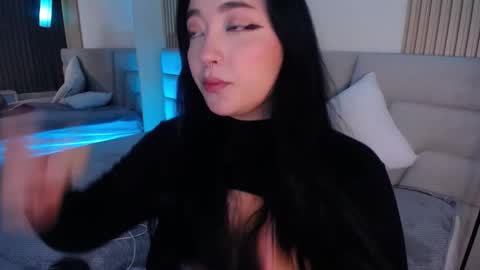 Miss Loise online show from December 2025 03:26:02 AM