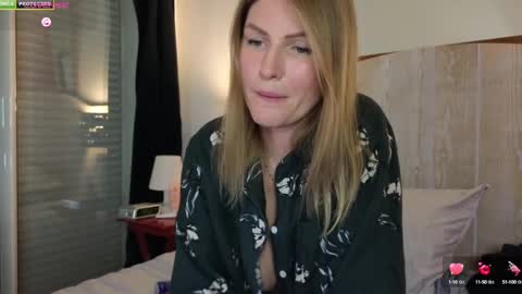 Misslucci online show from February 2025 05:53:02 PM