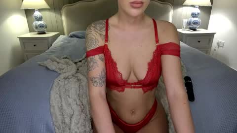 Miss Madison Mae online show from April 2026 09:17:01 PM