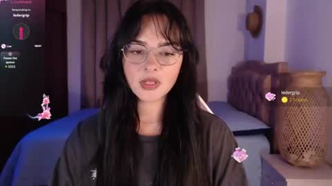 Snapshot of missmariana_ chatting on June 2026 12:02:01 AM missmariana_ online show from June 2026 12:02:01 AM