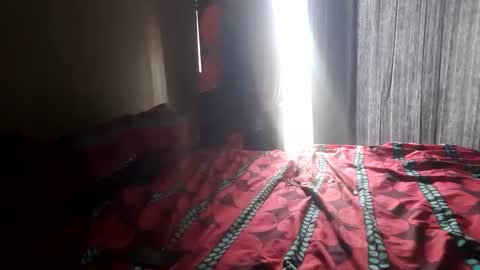 Snapshot of missmeandre chatting on January 2025 01:36:02 PM 4bdn couple online show from January 2025 01:36:02 PM