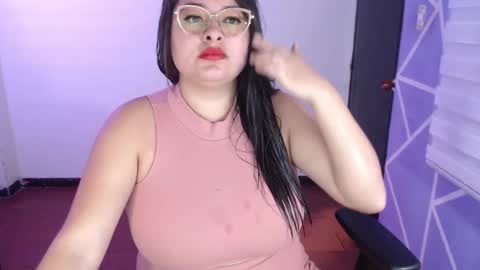 Miia online show from December 2025 03:29:02 PM