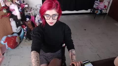 Miss Mia online show from February 2025 12:58:02 PM