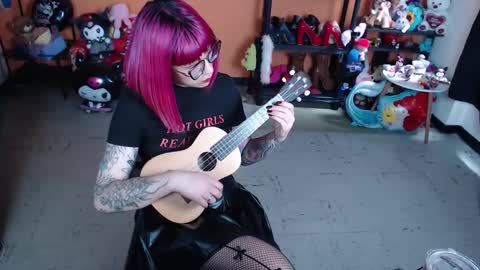 Snapshot of missmia2 chatting on February 2026 03:32:02 PM Miss Mia online show from February 2026 03:32:02 PM