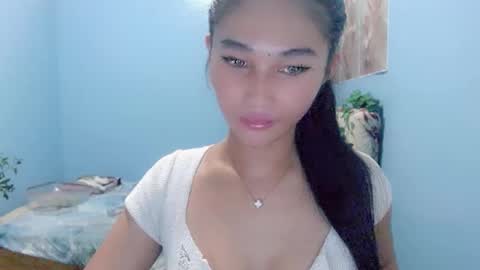 missminervaa online show from March 2026 04:22:02 PM