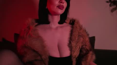 Snapshot of missmirandagd chatting on November 2025 01:55:02 PM online show from November 2025 01:55:02 PM