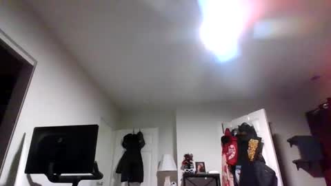 MissMona online show from March 2026 12:32:02 AM