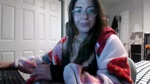Snapshot of missmonatoyou chatting on June 2026 10:24:02 AM MissMona online show from June 2026 10:24:02 AM