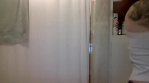 Maxxx online show from March 2026 04:27:01 AM