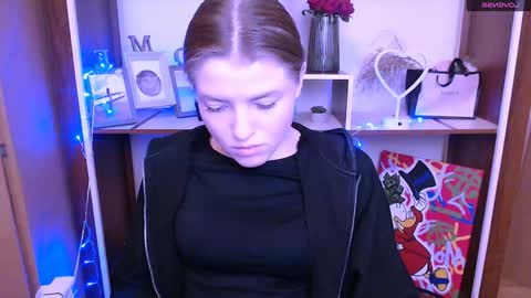 Snapshot of missoliviaa_ chatting on January 2025 12:13:02 PM Olivia online show from January 2025 12:13:02 PM