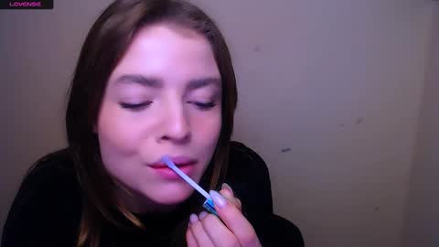 Snapshot of missoliviaa_ chatting on February 2025 07:48:01 AM Olivia online show from February 2025 07:48:01 AM