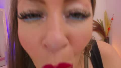 ONIX online show from November 2025 04:44:01 PM