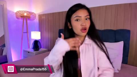 Snapshot of missprada chatting on May 2026 12:11:02 PM Emma Prada online show from May 2026 12:11:02 PM