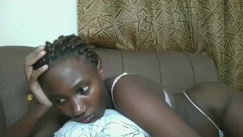 pretty gal online show from November 2025 08:20:02 PM