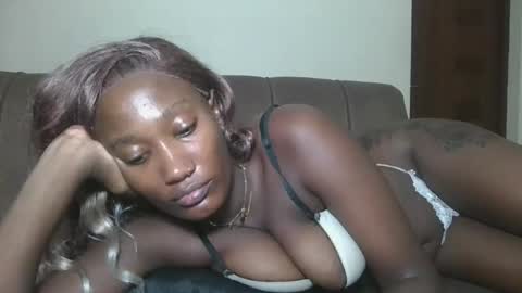 Snapshot of missprettygal chatting on April 2026 11:24:01 PM pretty gal online show from April 2026 11:24:01 PM