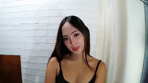 Snapshot of missrianmwua chatting on July 2026 05:33:02 AM missrianmwua online show from July 2026 05:33:02 AM