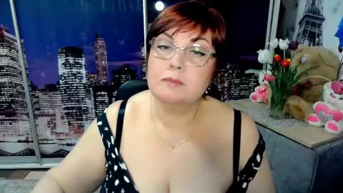 Snapshot of missritabella chatting on May 2026 05:52:02 PM Rita online show from May 2026 05:52:02 PM