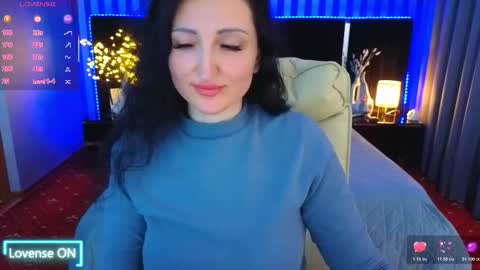 missrossi online show from December 2025 07:44:01 PM