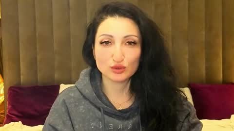 Snapshot of missrossi chatting on May 2026 07:00:02 PM missrossi online show from May 2026 07:00:02 PM