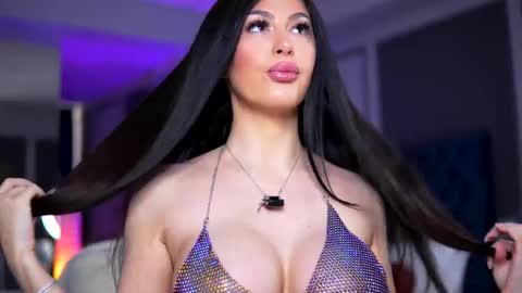 Snapshot of misss_megann chatting on May 2026 08:53:02 AM Megann online show from May 2026 08:53:02 AM
