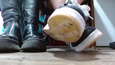 Snapshot of misssam28 chatting on February 2026 05:18:02 PM TELL ME MISS online show from February 2026 05:18:02 PM