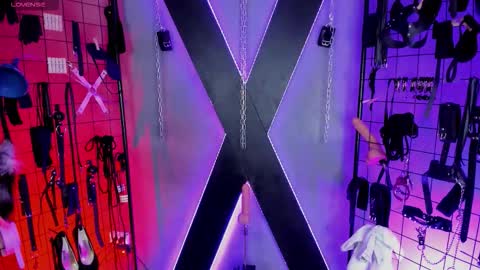 Snapshot of missscarlet_bella_bdsm chatting on February 2026 03:13:02 AM MissScarlet bella bdsm online show from February 2026 03:13:02 AM