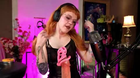 Snapshot of misstaco chatting on May 2026 08:03:01 PM Tacodeluxe online show from May 2026 08:03:01 PM