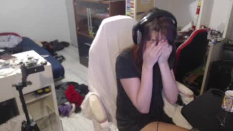 Snapshot of missthon chatting on April 2026 09:51:02 AM missthon online show from April 2026 09:51:02 AM