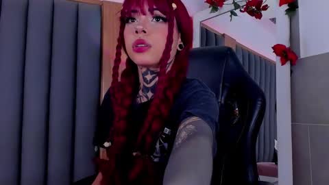Snapshot of misstomie_ chatting on March 2025 01:20:01 PM Tomiehelp me get to 100 thumbs up online show from March 2025 01:20:01 PM