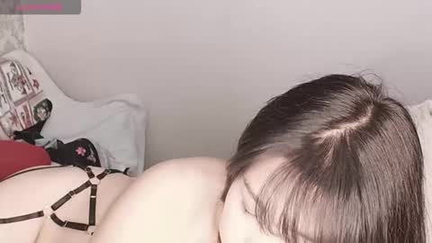 Val online show from November 2025 06:05:02 AM