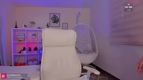 Mafe Jimenez online show from November 2025 01:00:02 PM