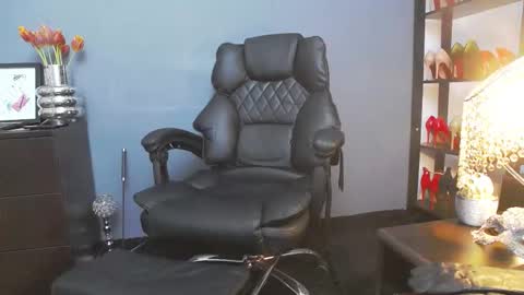 Miss Von Tease online show from March 2026 05:56:01 PM