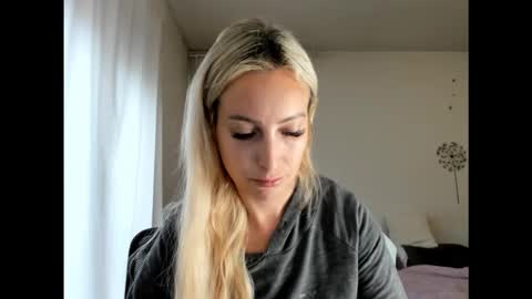 Missy matrix online show from December 2025 09:51:02 AM