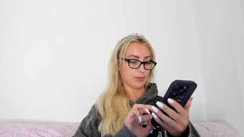 Snapshot of missy_matrix chatting on May 2026 10:36:01 AM Missy matrix online show from May 2026 10:36:01 AM