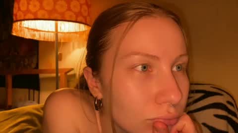 Snapshot of misszlataa chatting on March 2025 06:59:02 PM Zlata online show from March 2025 06:59:02 PM