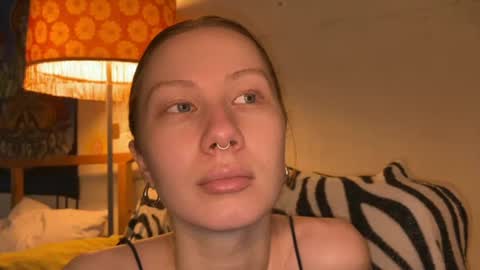 Snapshot of misszlataa chatting on March 2025 08:51:02 AM Zlata online show from March 2025 08:51:02 AM