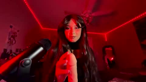 Snapshot of mistatmidnight chatting on April 2026 11:48:01 PM mistatmidnight online show from April 2026 11:48:01 PM