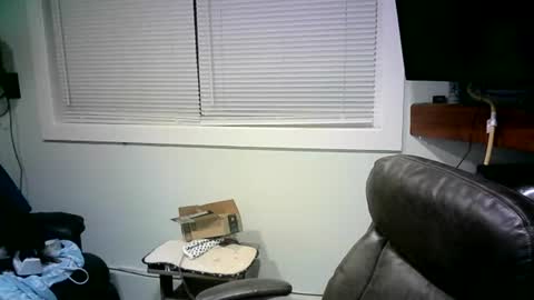 Mr. Happy online show from March 2025 04:17:02 AM