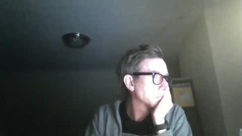 Snapshot of mister_void chatting on December 2024 04:42:01 AM Mister Void online show from December 2024 04:42:01 AM