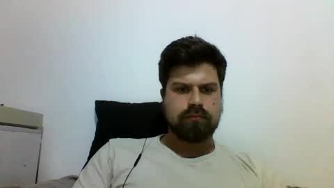 Snapshot of misteragu chatting on February 2025 04:24:02 PM misteragu online show from February 2025 04:24:02 PM