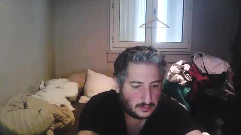 Snapshot of misterbelled chatting on December 2025 12:22:01 PM misterbelled online show from December 2025 12:22:01 PM