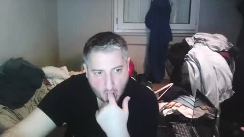 Snapshot of misterbelled chatting on February 2026 11:03:02 PM misterbelled online show from February 2026 11:03:02 PM