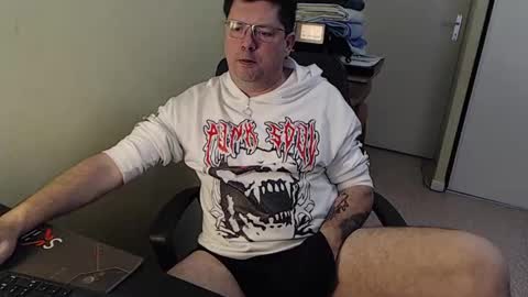 Snapshot of mistercoeur1 chatting on February 2025 09:26:02 AM mistercoeur online show from February 2025 09:26:02 AM