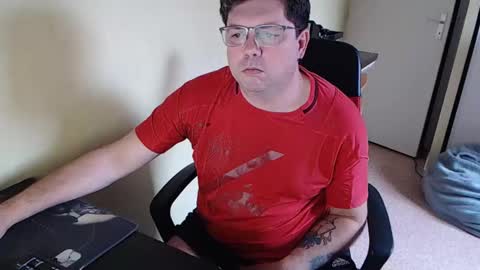 Snapshot of mistercoeur1 chatting on February 2025 03:43:02 PM mistercoeur online show from February 2025 03:43:02 PM