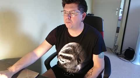 Snapshot of mistercoeur1 chatting on October 2025 07:06:02 AM mistercoeur online show from October 2025 07:06:02 AM